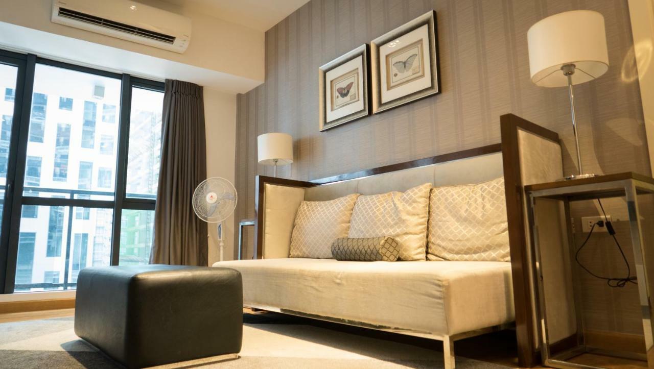 סן פדרו מקאטי Milano Versace Suites מראה חיצוני תמונה